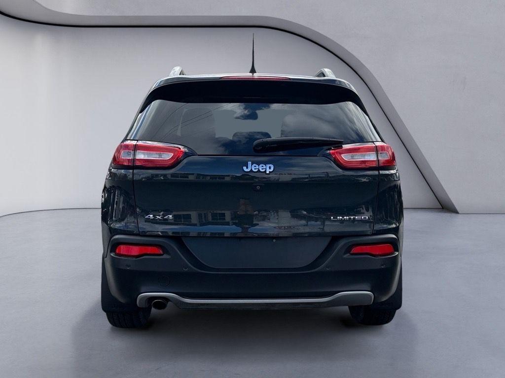 used 2018 Jeep Cherokee car, priced at $15,979