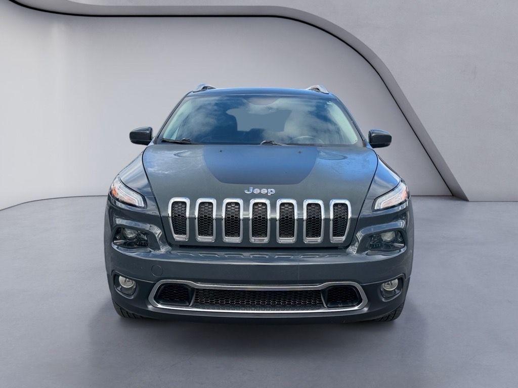 used 2018 Jeep Cherokee car, priced at $15,979