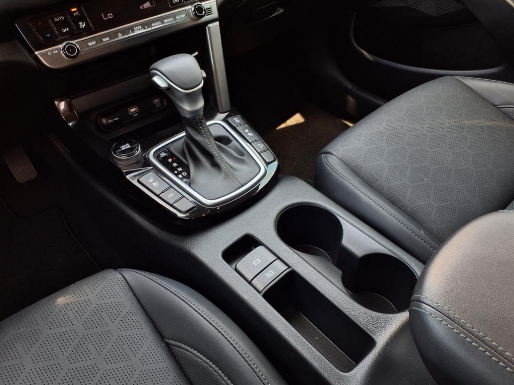 used 2024 Kia Seltos car, priced at $27,995