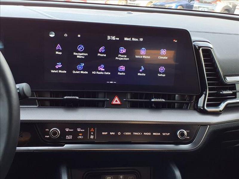 used 2025 Kia Sportage car, priced at $35,277