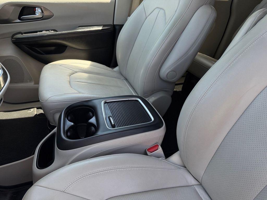 used 2021 Chrysler Pacifica car, priced at $22,350