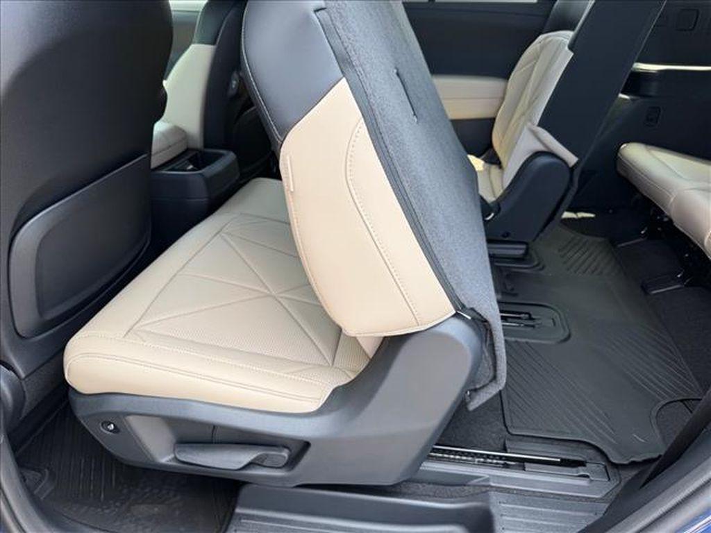 new 2027 Kia Telluride Hybrid car, priced at $49,100