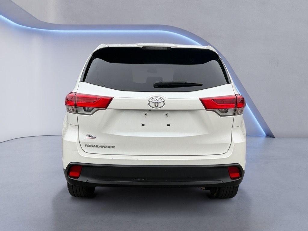 used 2019 Toyota Highlander car, priced at $21,025