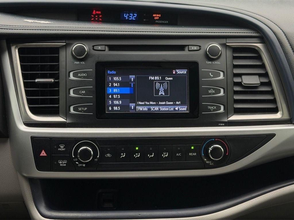 used 2019 Toyota Highlander car, priced at $21,025