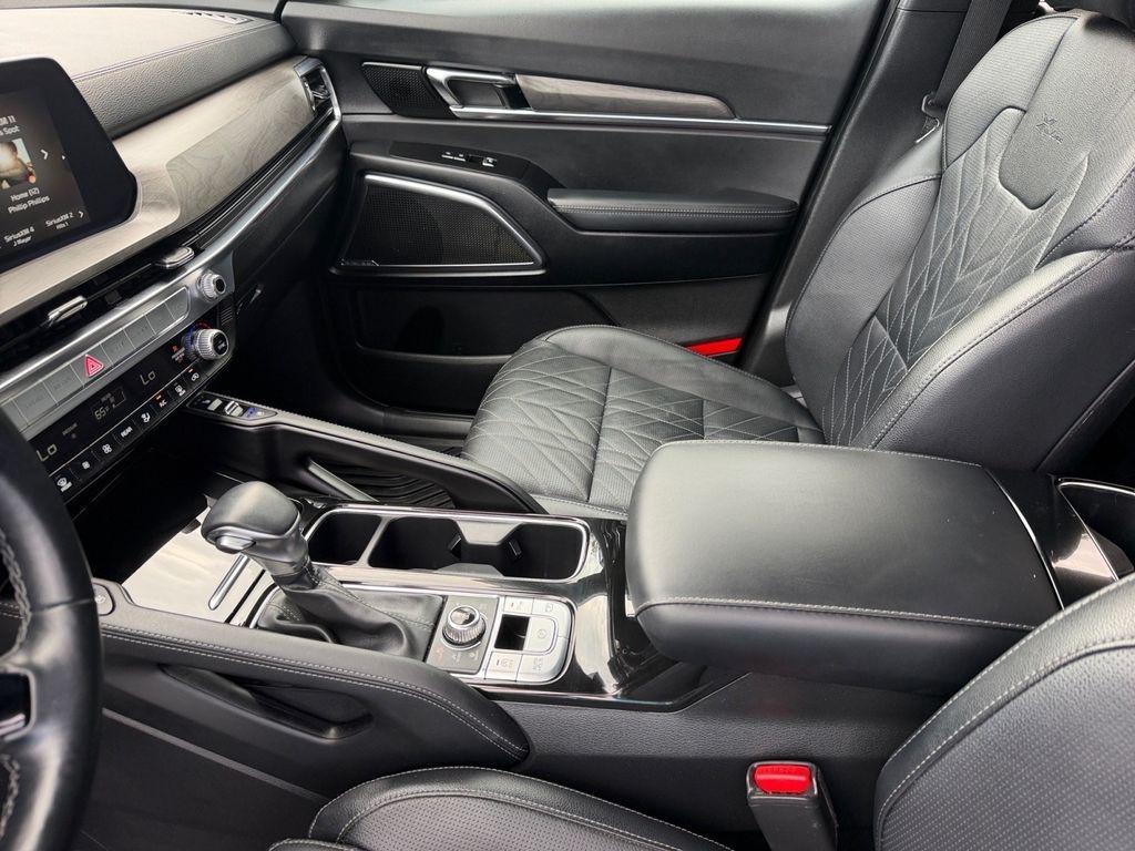 used 2024 Kia Telluride car, priced at $39,800