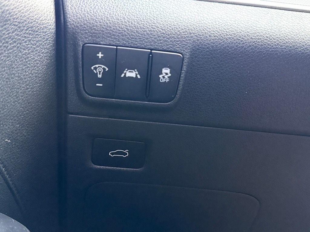 used 2021 Kia K5 car, priced at $17,649