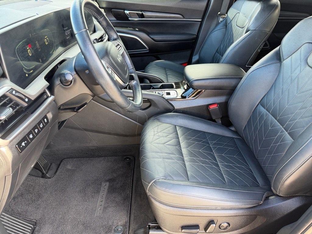 used 2024 Kia Telluride car, priced at $38,959