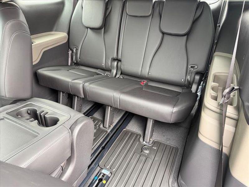 new 2026 Kia Carnival car, priced at $37,990