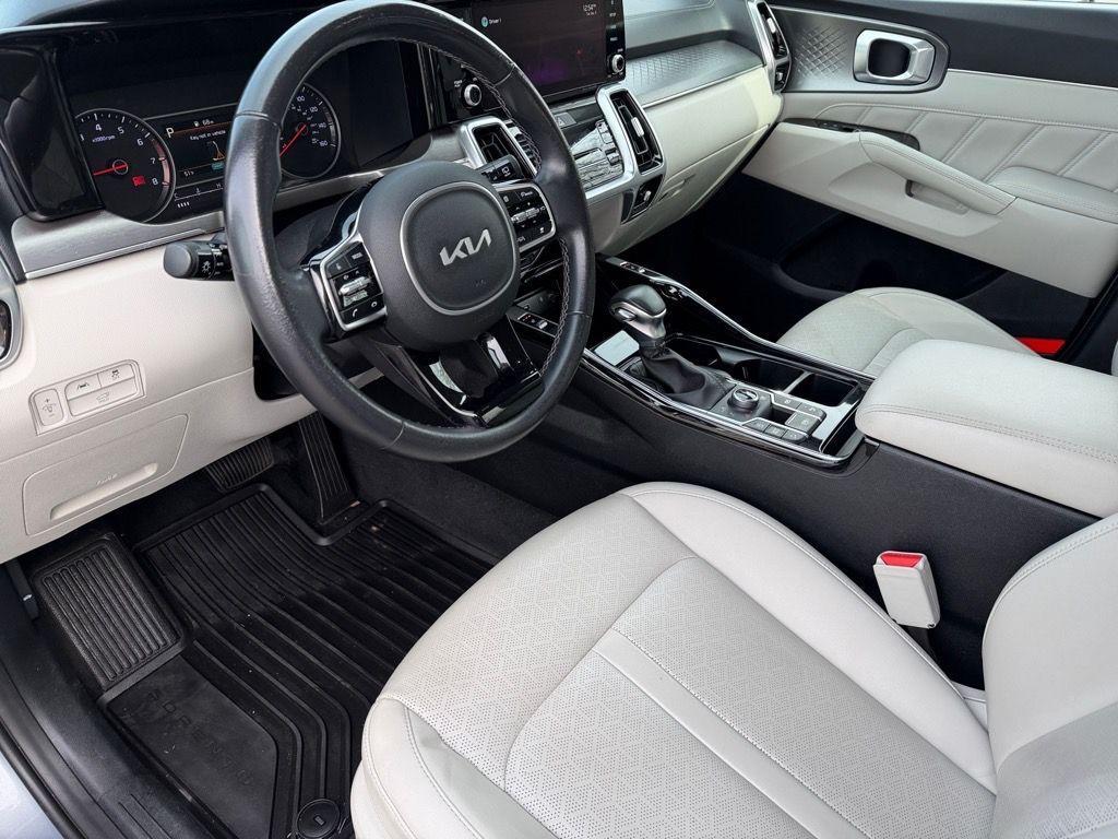 used 2022 Kia Sorento car, priced at $33,778