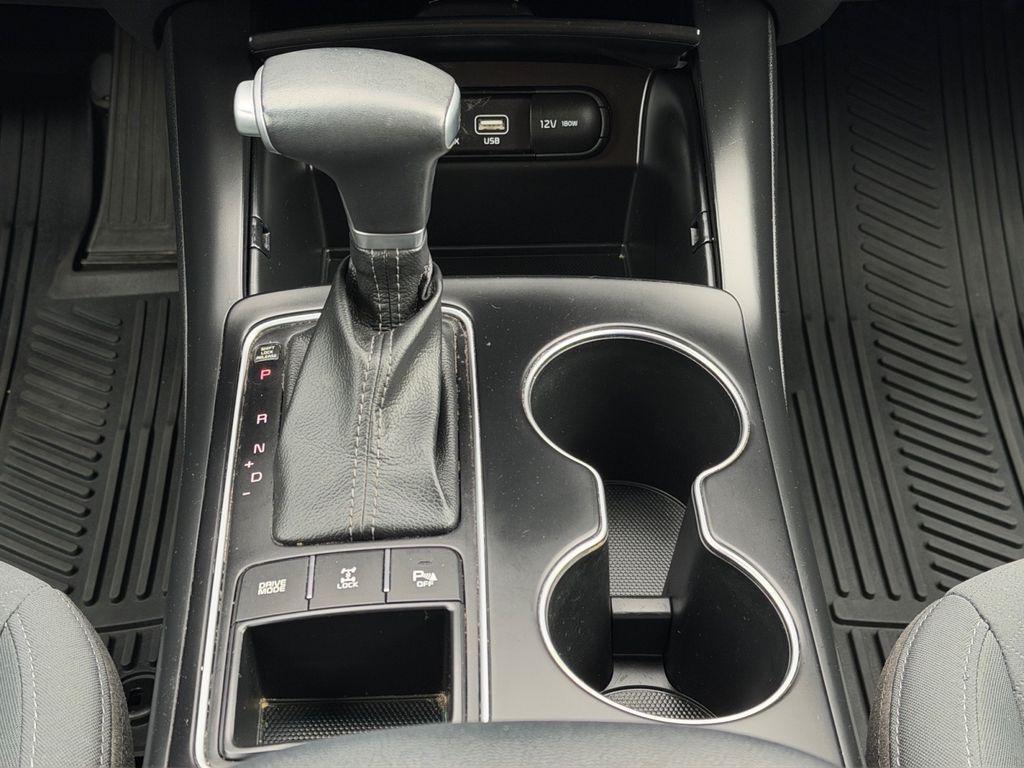 used 2020 Kia Sorento car, priced at $14,900