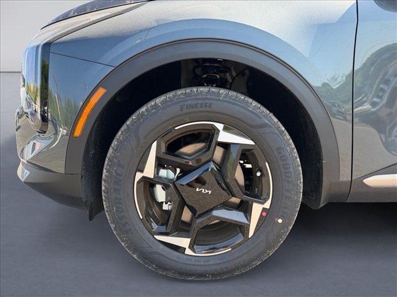 new 2026 Kia Sportage Hybrid car, priced at $34,595