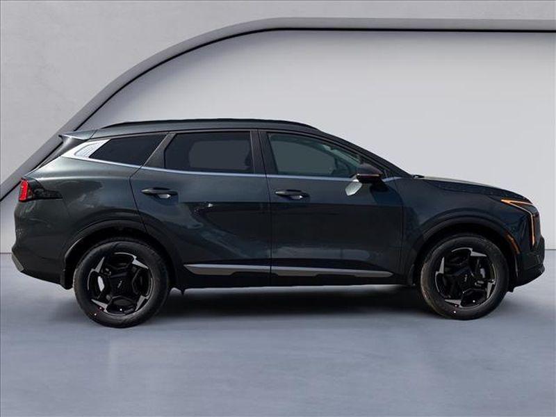 new 2026 Kia Sportage Hybrid car, priced at $34,595
