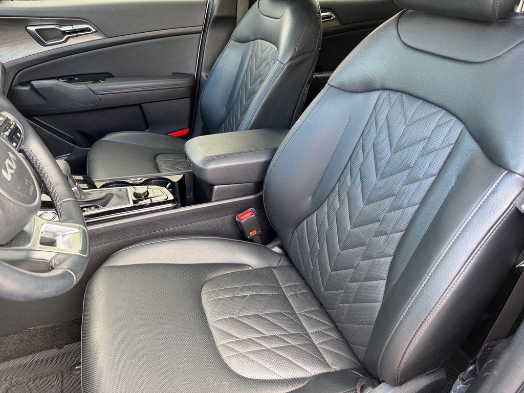 used 2025 Kia Sportage car, priced at $32,200