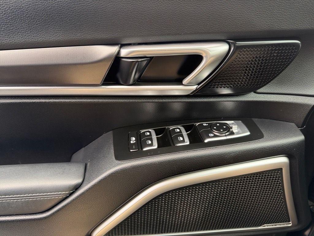 used 2023 Kia Telluride car, priced at $32,579