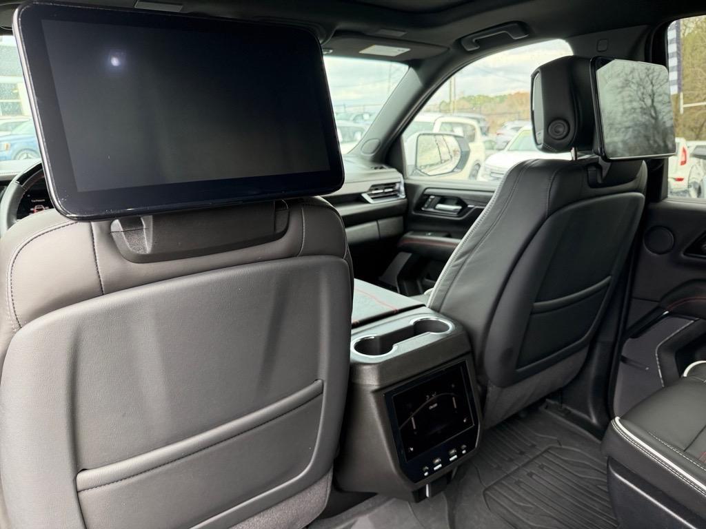 used 2025 GMC Yukon car, priced at $84,900