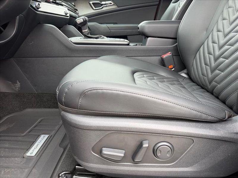 new 2026 Kia Sportage car, priced at $40,375