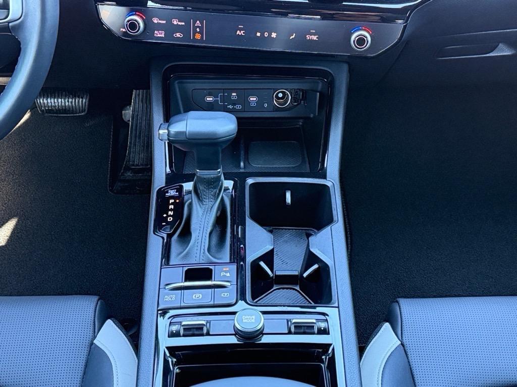 used 2025 Kia K5 car, priced at $28,989