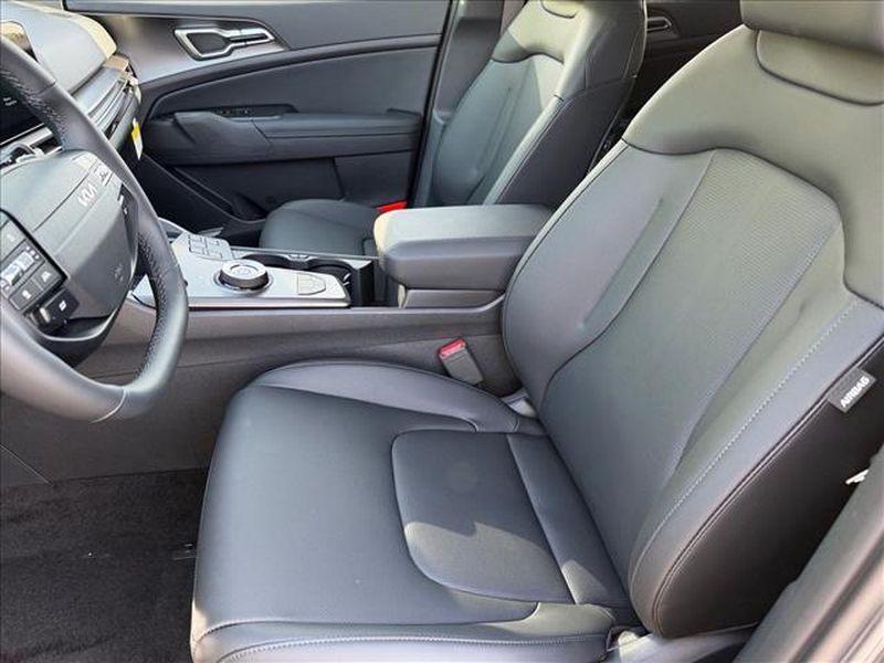 new 2026 Kia Sportage Hybrid car, priced at $38,760
