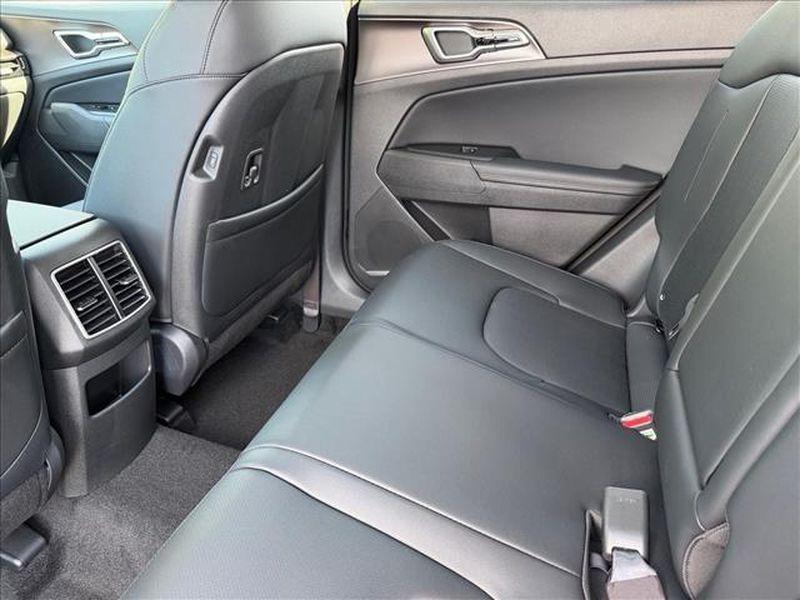 new 2026 Kia Sportage Hybrid car, priced at $38,760