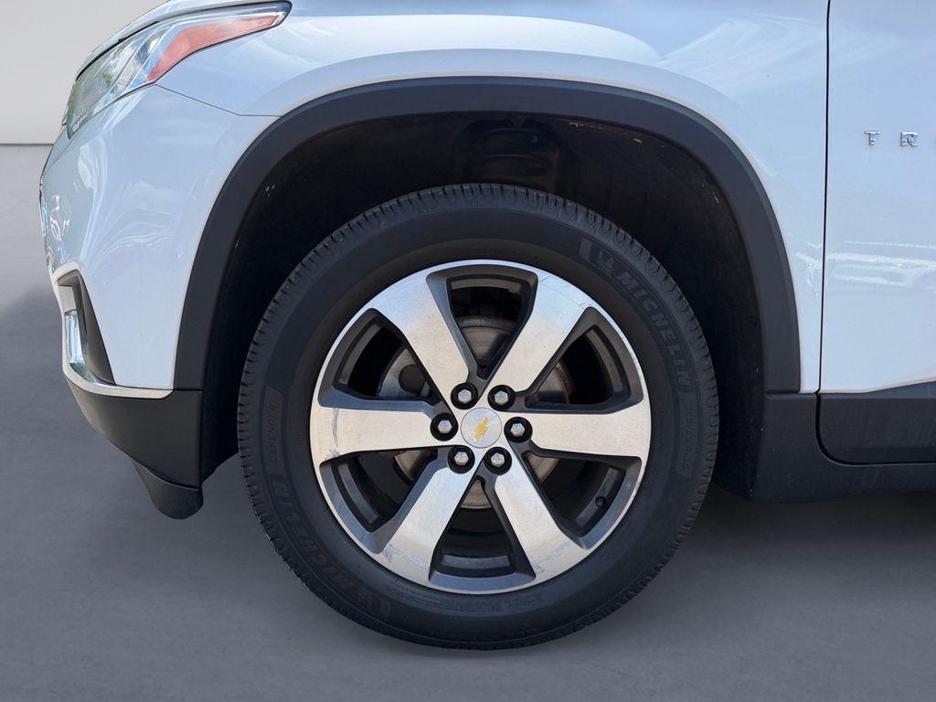 used 2018 Chevrolet Traverse car, priced at $14,600