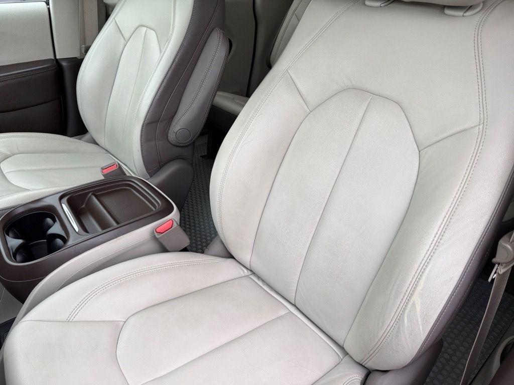 used 2017 Chrysler Pacifica car, priced at $19,287