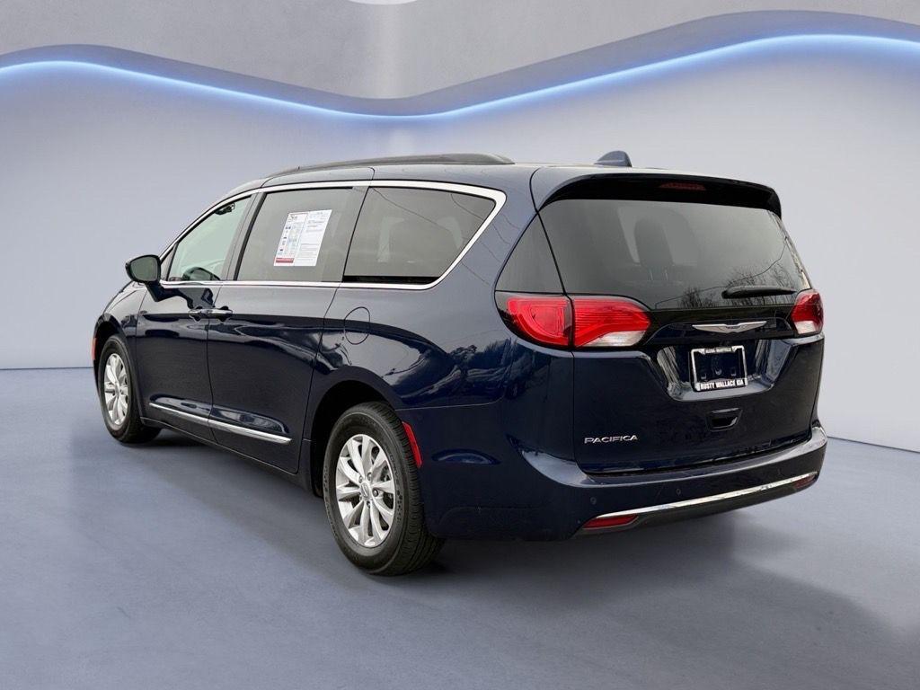 used 2017 Chrysler Pacifica car, priced at $19,287