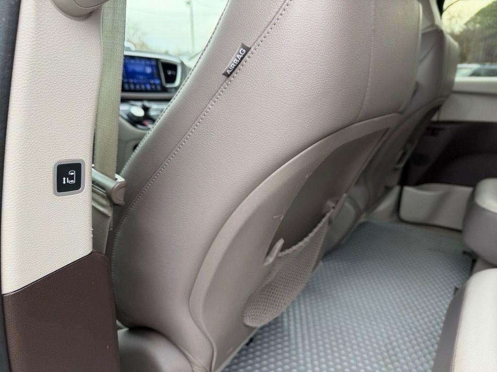 used 2017 Chrysler Pacifica car, priced at $19,287