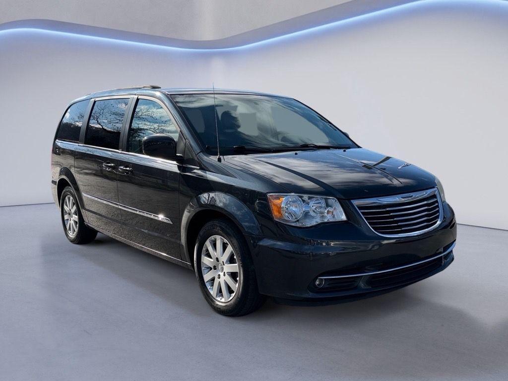 used 2014 Chrysler Town & Country car, priced at $6,558