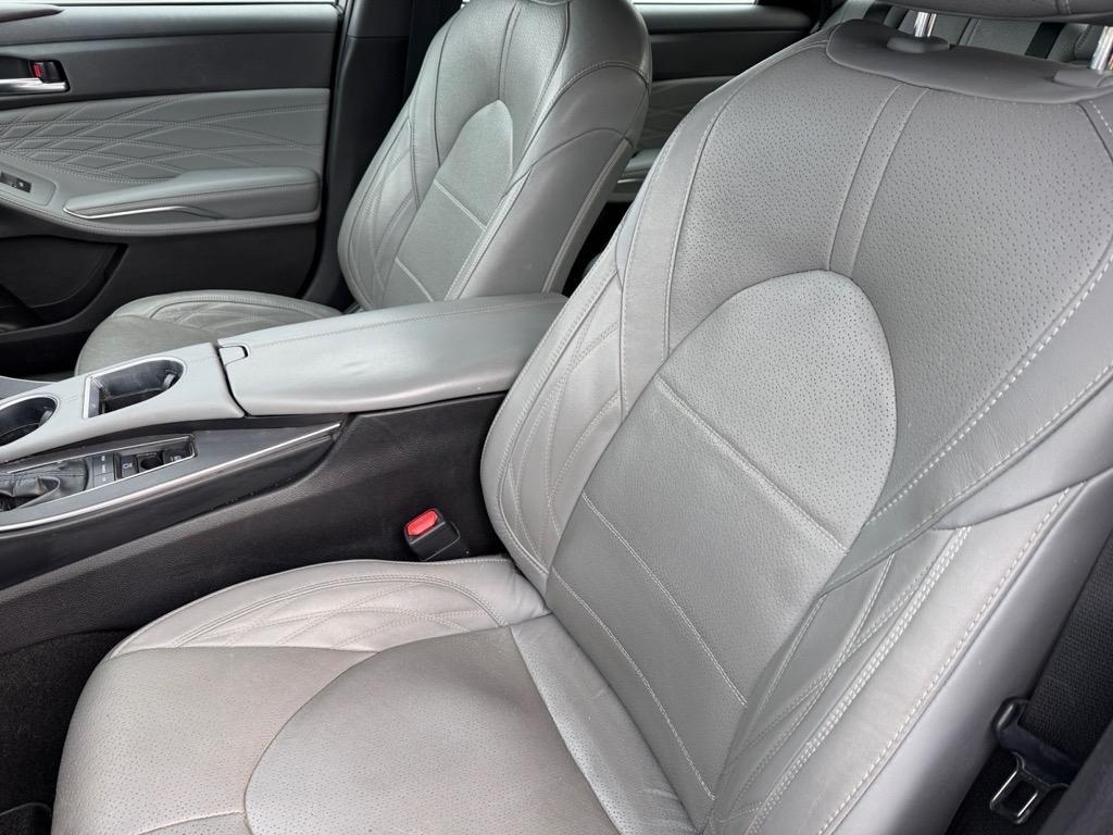 used 2019 Toyota Avalon car, priced at $15,989