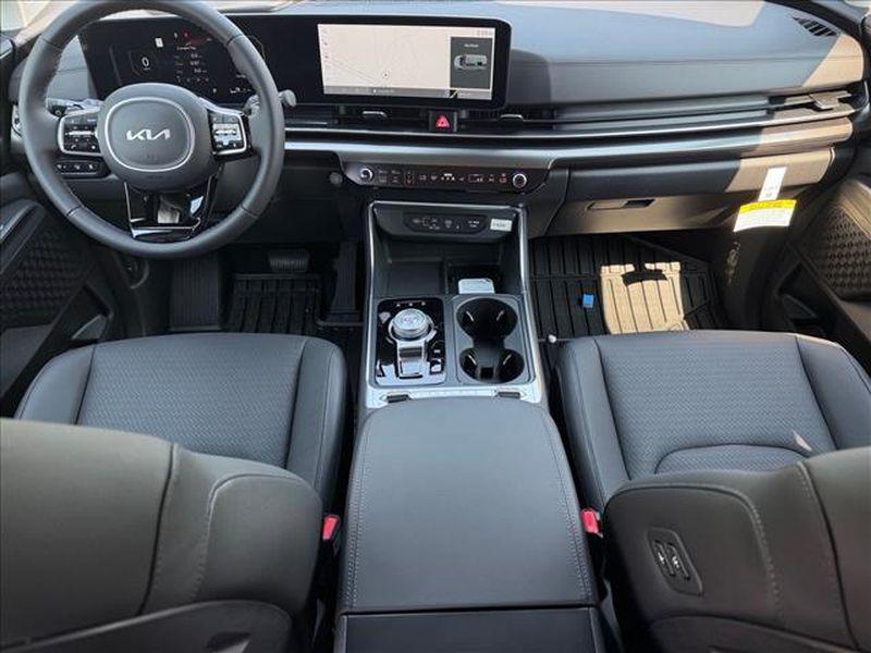 new 2026 Kia Carnival Hybrid car, priced at $53,310