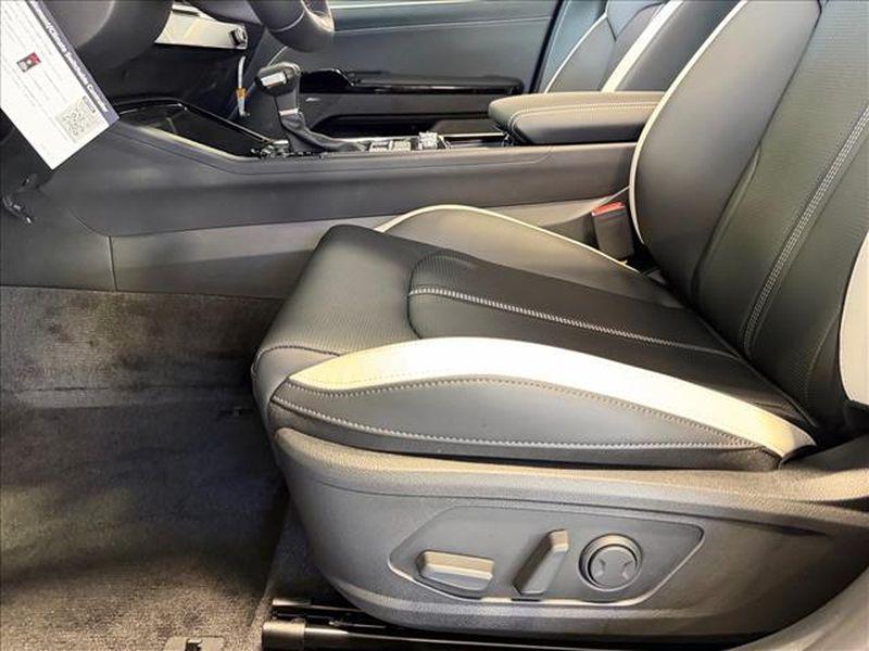 new 2026 Kia K5 car, priced at $30,595