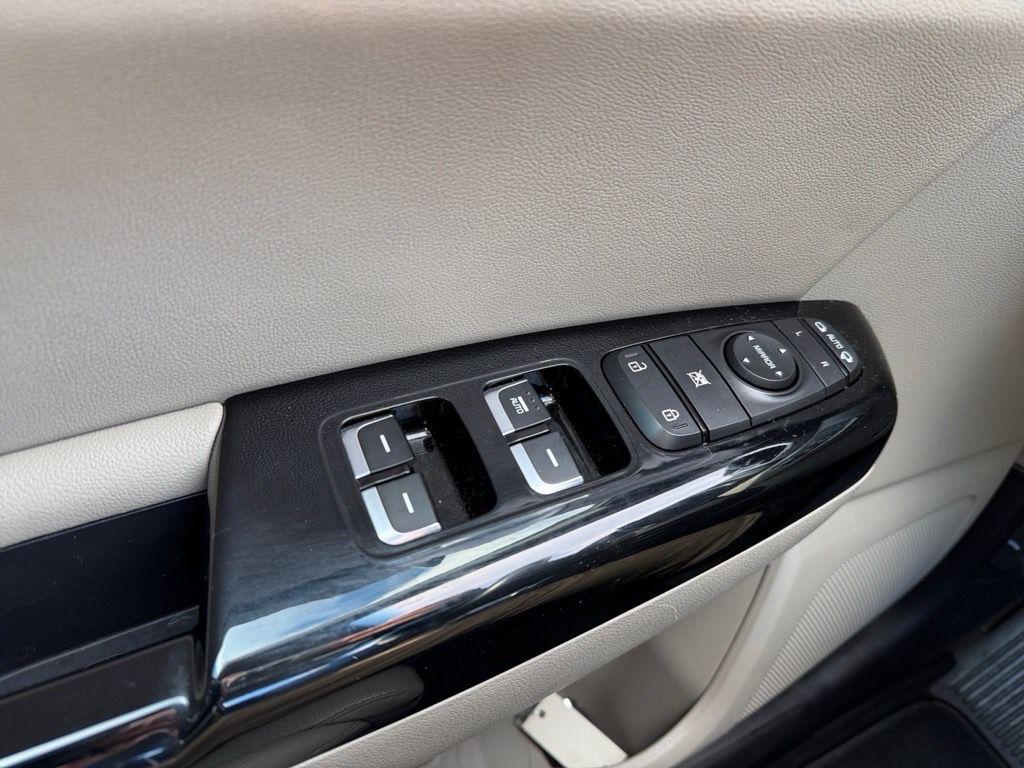 used 2020 Kia Sportage car, priced at $18,168