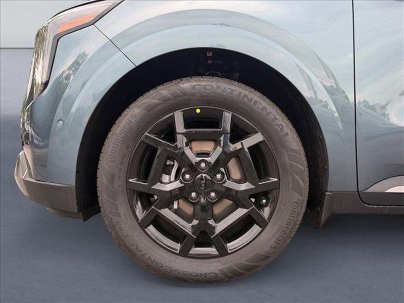 new 2026 Kia Carnival Hybrid car, priced at $53,553