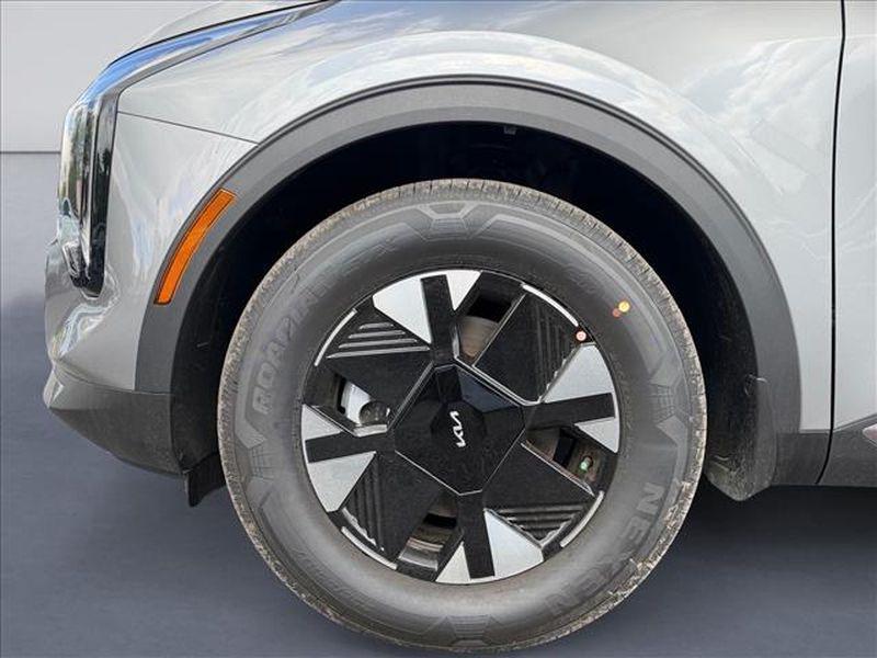 new 2026 Kia Sportage Hybrid car, priced at $30,990