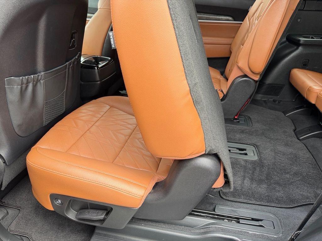 used 2023 Kia Telluride car, priced at $39,900