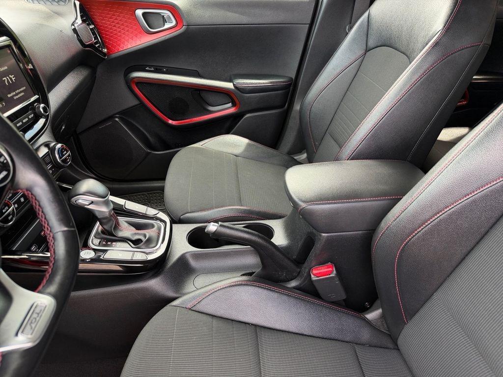 used 2021 Kia Soul car, priced at $15,135