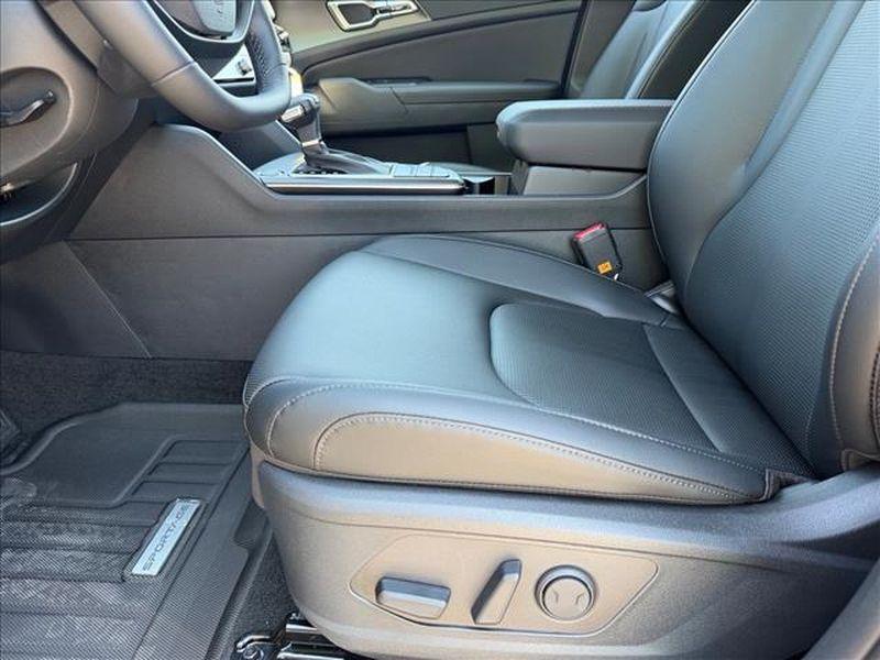 new 2026 Kia Sportage car, priced at $33,130