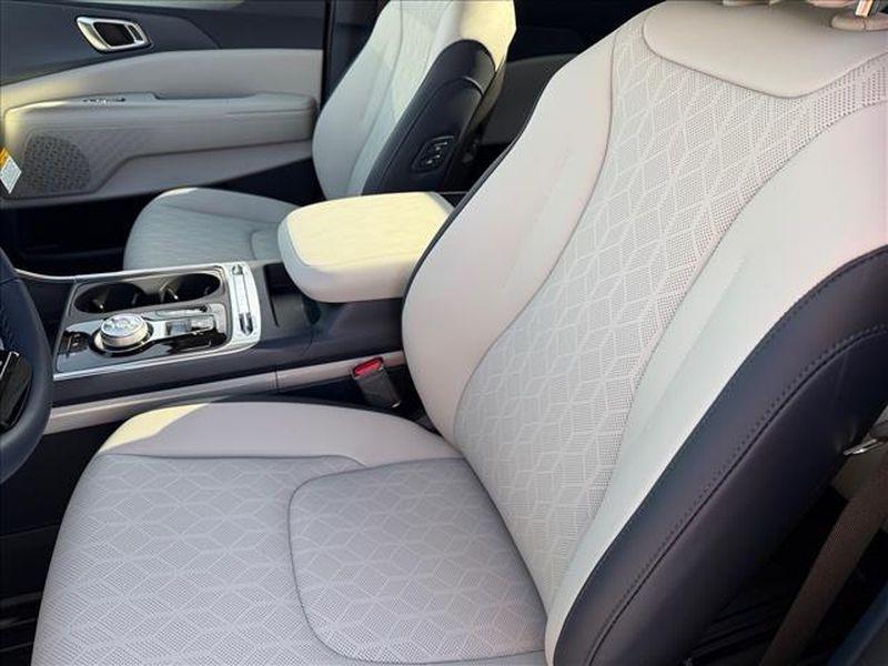 new 2026 Kia Carnival Hybrid car, priced at $48,840