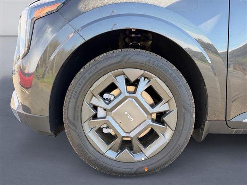 new 2026 Kia Carnival Hybrid car, priced at $48,840