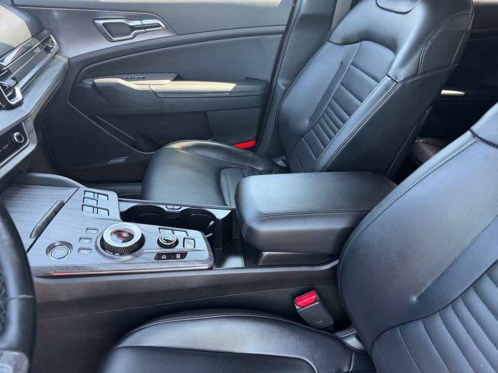 used 2023 Kia Sportage Hybrid car, priced at $29,800