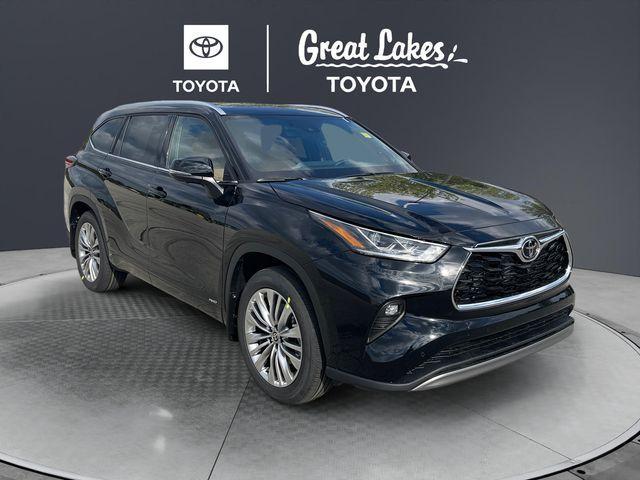 new 2026 Toyota Highlander Hybrid car, priced at $54,791