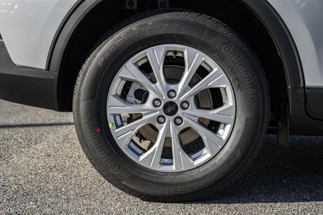 new 2026 Ford Escape car, priced at $25,612