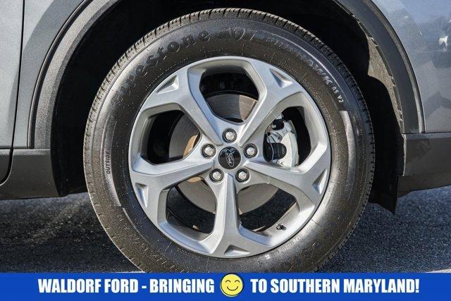 used 2025 Ford Escape car, priced at $23,500