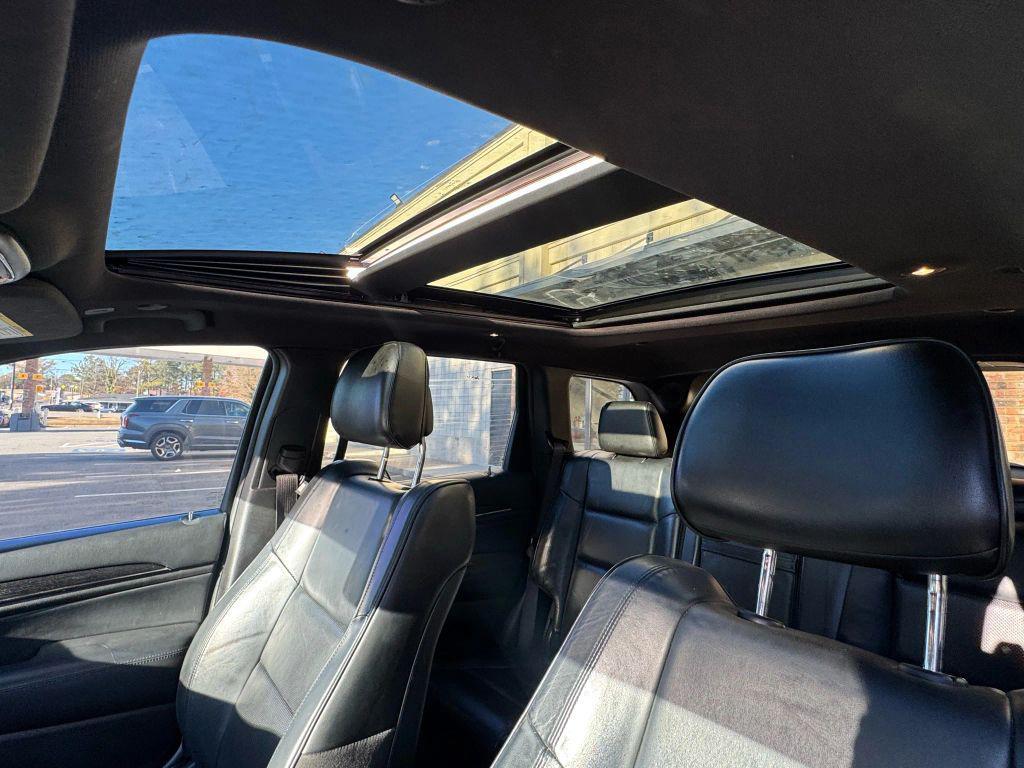 used 2020 Jeep Grand Cherokee car, priced at $17,999