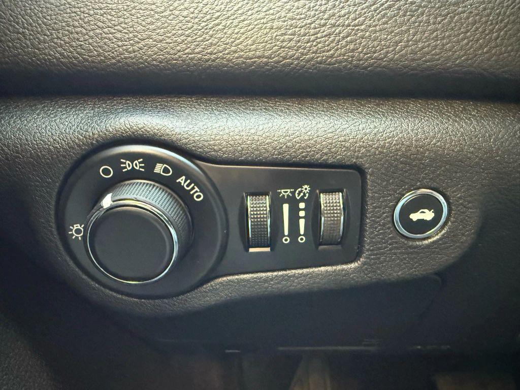 used 2016 Chrysler 200 car, priced at $9,499