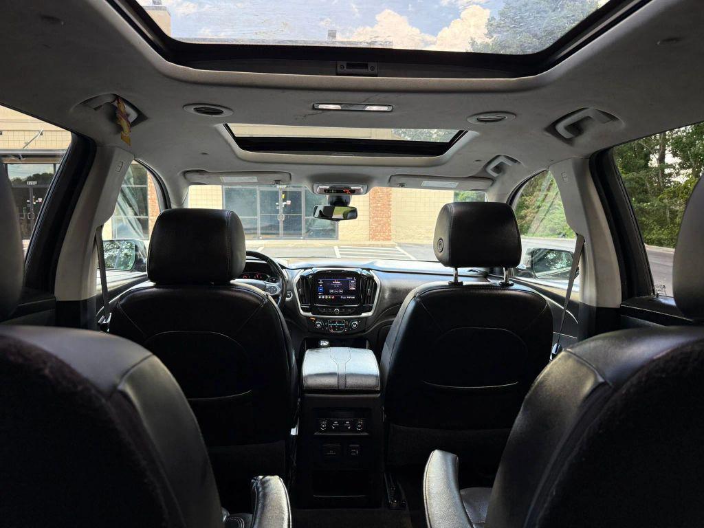 used 2020 Chevrolet Traverse car, priced at $18,999
