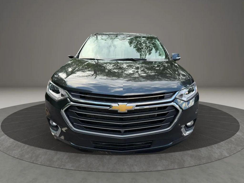 used 2020 Chevrolet Traverse car, priced at $18,999