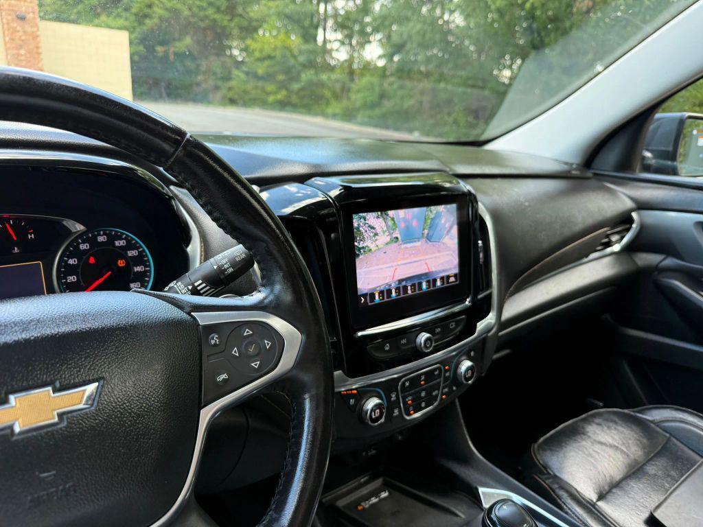used 2020 Chevrolet Traverse car, priced at $18,999