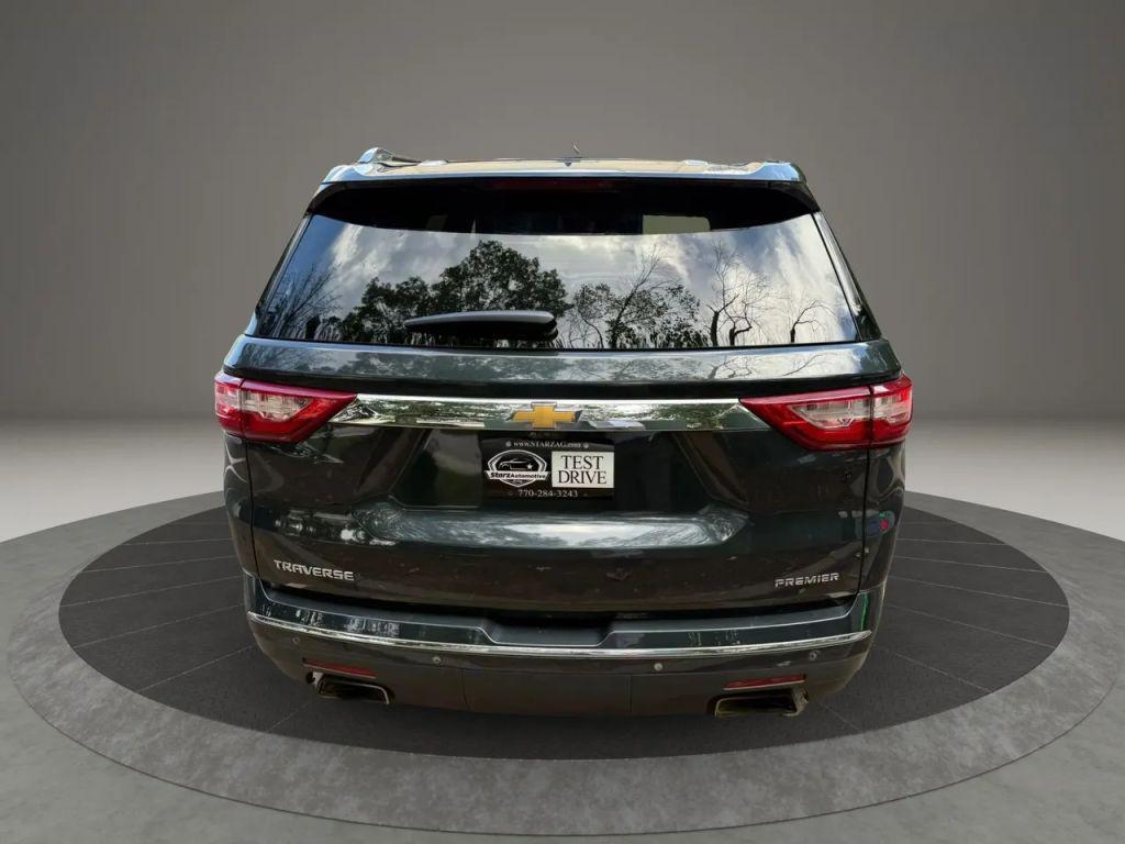 used 2020 Chevrolet Traverse car, priced at $18,999