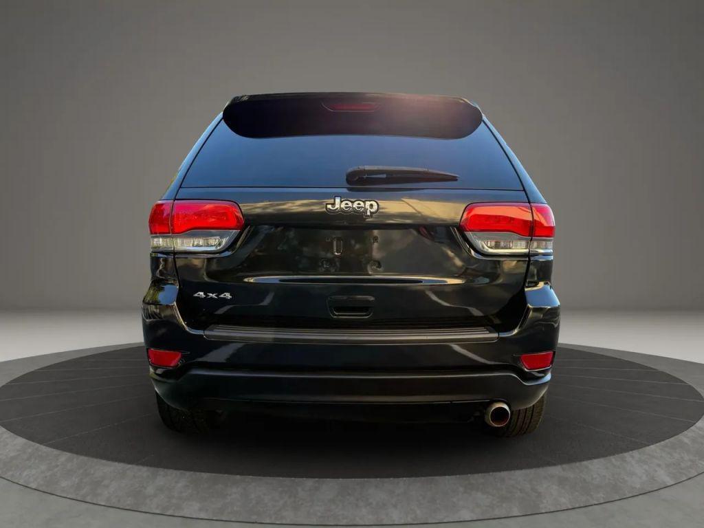 used 2015 Jeep Grand Cherokee car, priced at $9,999